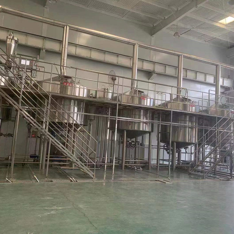 沙河口精酿啤酒设备厂—平面布置、设备设计、制造、调试、培训等一条龙服务_COPY